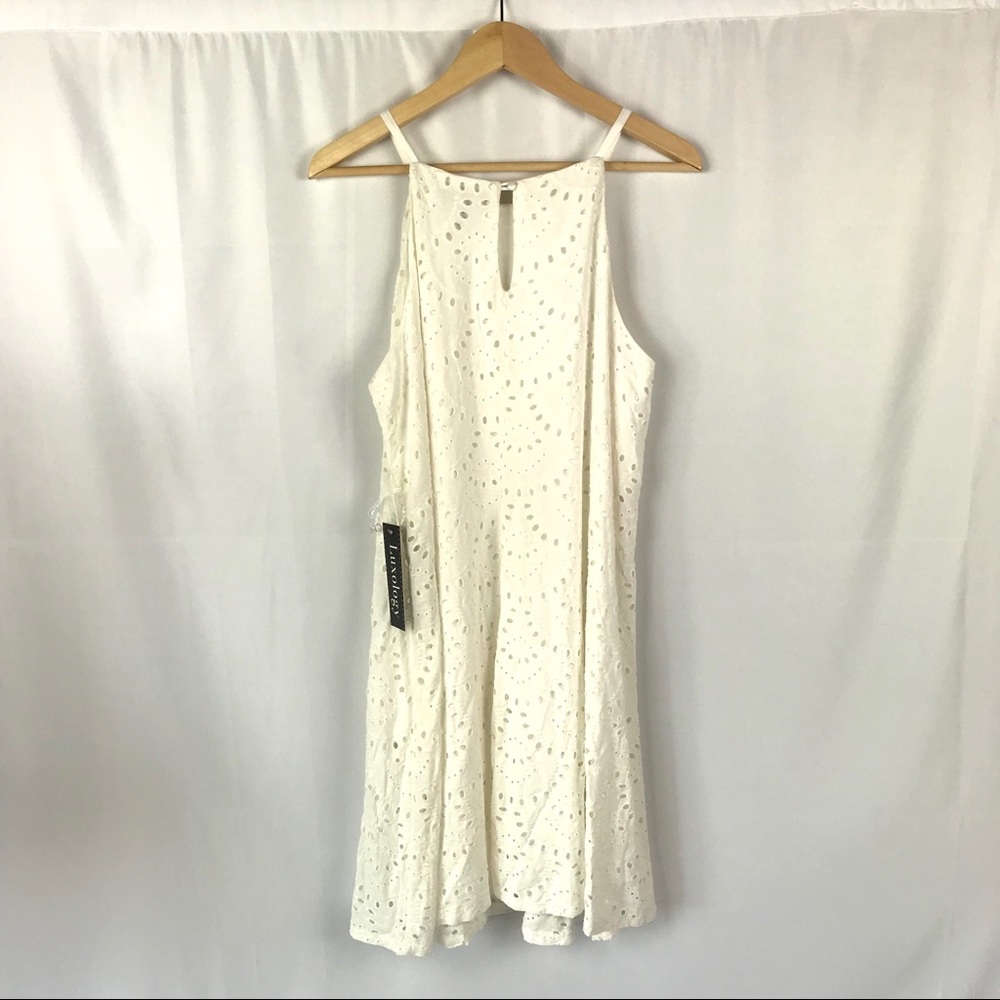 Floral eyelet knee length sleeveless halter dress - Picture 2 of 4